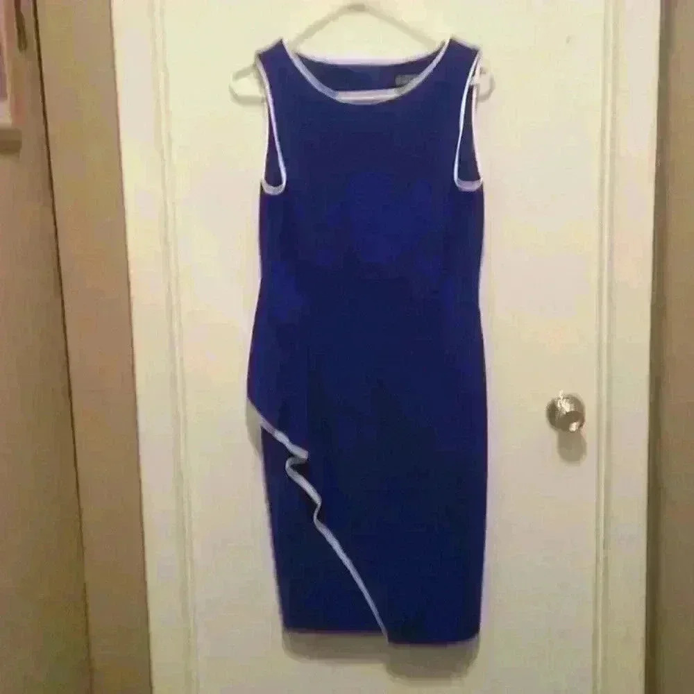 NWOT Glamour Blue With White Trim Dress - Size 8